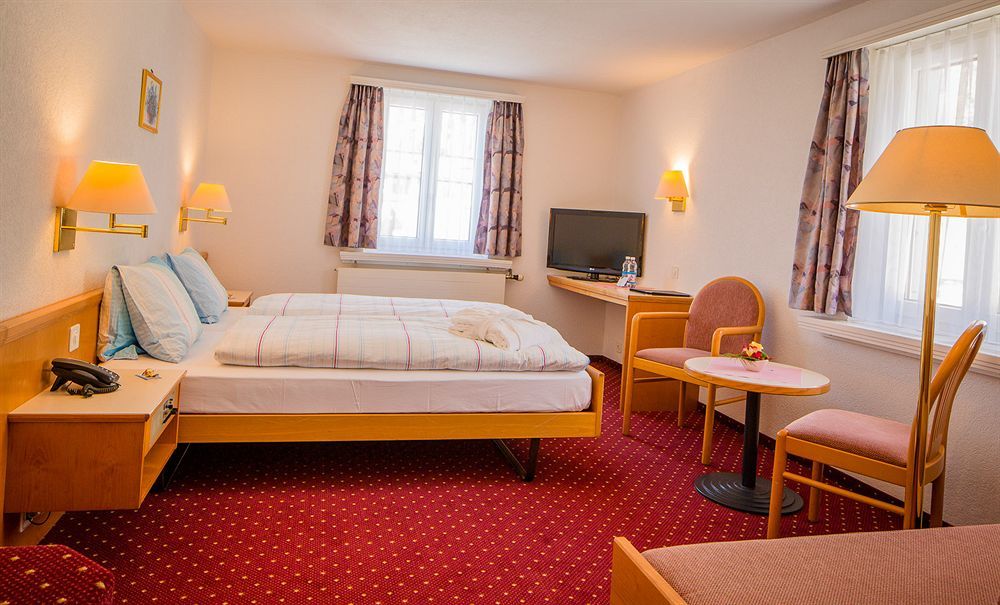 Hotel Heilquelle-Leukerbad-Therme Zewnętrze zdjęcie